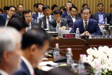 [포토] 박원순 서울시장 무기계약직 노동자들 정규직으로 전환예정
