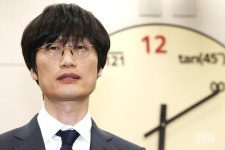 [포토] 답변하는 이해진 전 네이버 의장