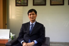 동도중 야구부 창단 일등공신 신용화 교장