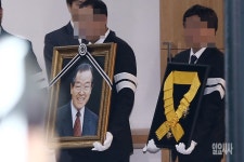 [포토] 발인 진행되는 고 김종필 전 국무총리