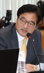국회의원 열 받게 한 휴게소 정체