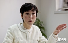 <정치를 만나다> 민주당 영입인재 11호 ‘미니스커트 여경’ 이지은