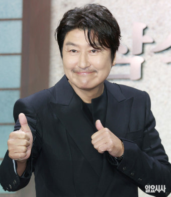 [포토] 드라마 신인 송강호와 주역들이 함께한 <삼식이 삼촌> 제작발표회