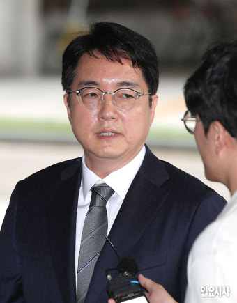 [포토] 서울고등검철청에 첫 출근하는 심우정 검찰총장 후보자