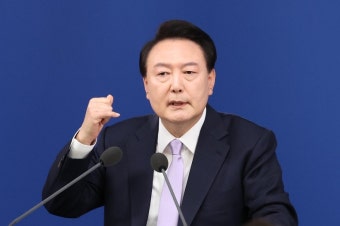 <김명삼의 맛있는 정치> 윤석열, 민주주의를 삼키다