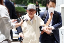 ‘국힘 집단 입당 지시’ 이만희 신천지 총회장 구속
