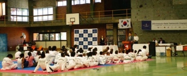 남아공 제3의 도시 더반서 첫 태권도 대회