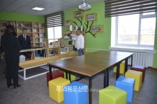 몽골 울란바토르 학교에 16번째 작은도서관 개관