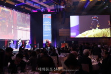 배 띄워라...유럽 최초, 최대 규모 한국상품박람회 개막