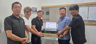 보코산 딸기농장·나래트랜드, 캄보디아한인회에 SMS 발송시스템 기증