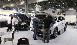 (주)로, 2018 오토위크에 가스차량 홍보