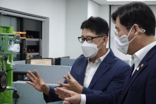 성윤모  산업부 장관, 가스트론 방문