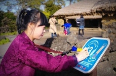 제주민속촌, 도내 최초 4개국어 오디오 가이드 도입