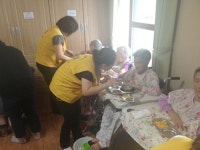 이마트제주 3개점, 요양원에 점심식사 제공