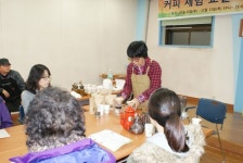 동녘도서관, 커피 체험 교실 - 도서관 속 커피학교 개강