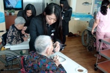 세화고, 사랑의 떡 만들어 요양원 위문활동 나섰다!