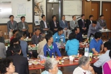 이도2동 구남마을회 주민친선 단합 및 경로잔치 개최