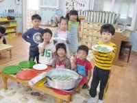 제주서초병설유치원, 쑥개떡 만들기 활동