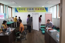 제주의료원, 구좌농공단지 외국인 근로자 무료진료