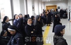 [단독]한국 천주교 200년 역사 사상 수녀 첫 재판, 서울로 이송