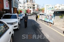 버려진 영화의 거리 …주민센터와 제주시 내 책임 아니다