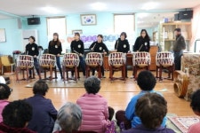 수원초, 우리 동네 경로당 위문활동