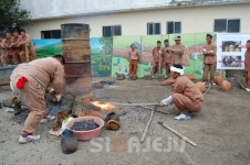 제주 덕수리 불미공예 명맥 누가 이을까?