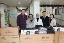 최란·이충희 부부 성요셉요양원 위문