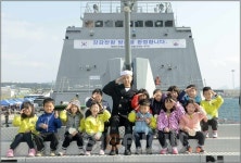 어린이들에게 함정 무기체험은 폭력적이다