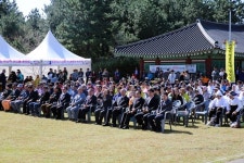 제8회 성산읍 온평리 혼인지 축제에 많은 관광객 참여