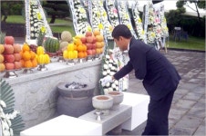 일도2동 을 김대원, 충혼묘지 찾아 평화의 섬 제주 만들겠다