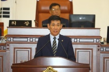 박호형 의원 첫 도정질문...신산공원 활성화 정책제안