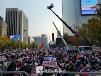 이재명 구속 vs 윤석열 퇴진...서울 도심 보수·진보단체 대규모 집회