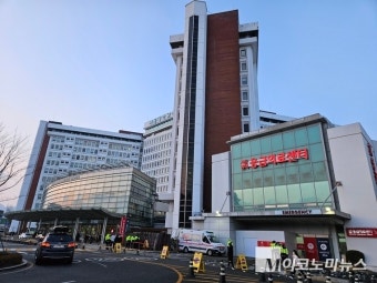 전국 의대 교수들, 오는 25일 '사직서' 일괄 제출 합의