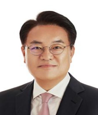 尹대통령, 신임 비서실장에 '5선' 정진석 의원 선임, 직접 발표