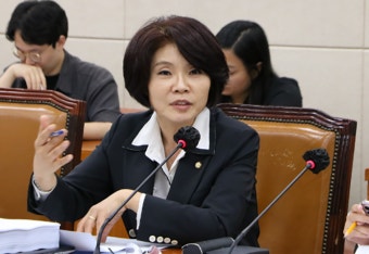 민주당 한정애, “전기차 배터리 정보 공개 의무화해 소비자 알 권리 보장해야”