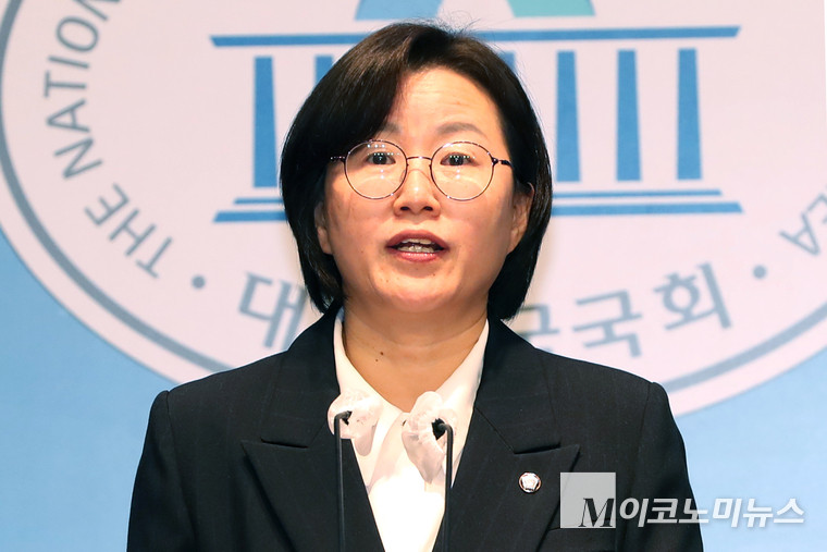 헌법재판관 후보자 임명 거부, 국회 갈등 확산…헌법소원 제기 등 논란 심화