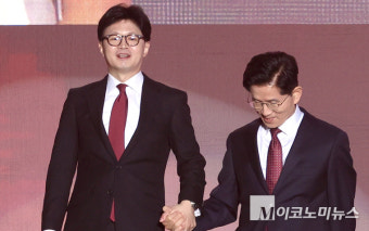 한동훈 “김문수, 윤석열 출당으로 尹 부부와 당 절연하라”
