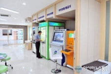 확 바뀐 고령군청 민원실 굿