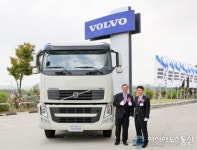 맞춤형 볼보 대형 카고트럭 출시
