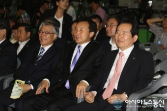 문재인 상임고문, 이해찬 승리를 미리 예견이나 한 듯