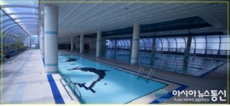 군위군,국민체육센터내 수영장 여름방학 수영 특강 실시