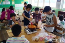 감자요리하는 밀양 수산초