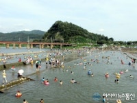 밀양강 일류보는 야외수영장