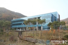 천안추모공원 개장 2년…선진 장묘시설 안착