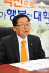 기자회견 갖는 서재홍 조선대 신임 총장