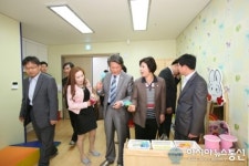 한선재 의장 부천시청 어린이집 개원 축하해요