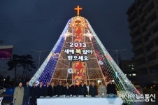 양산시, 종합운동장 사거리 성탄트리 설치