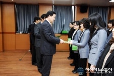 안산시, 전국 최초 방문보건 전담인력 전원 무기계약 전환