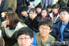 일월초등학교 졸업식, 우리 오늘 졸업해요